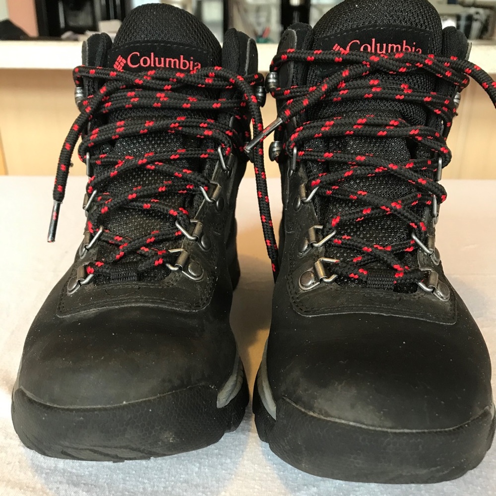 Columbia waterproof hiking boots